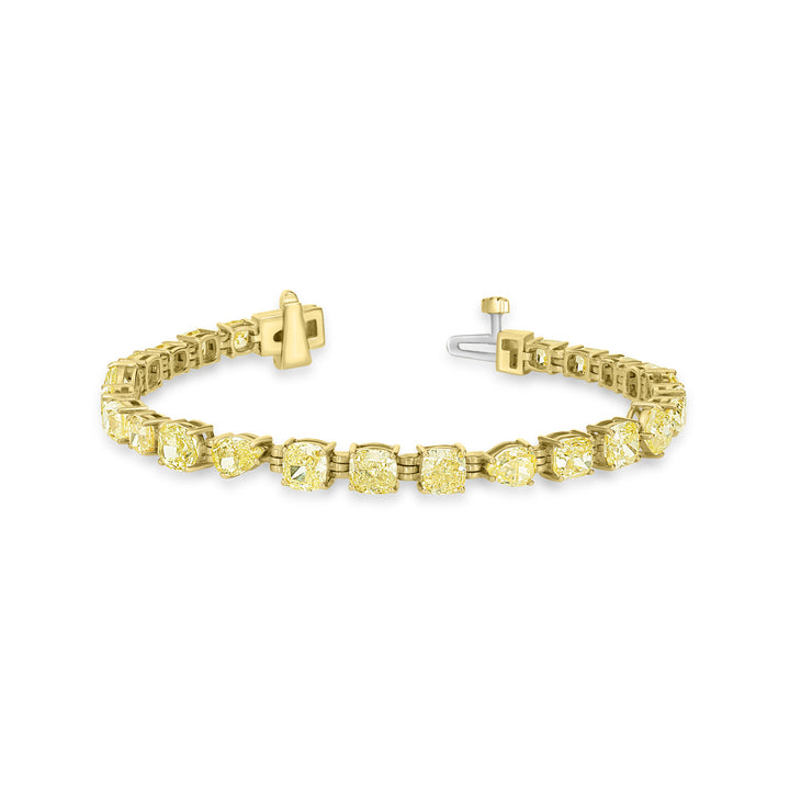 13.00 Cts Yellow Diamond Bracelet in 18K Yellow Gold