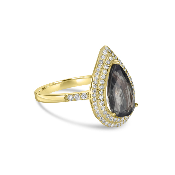 3.02 Cts Alexandrite and White Diamond Ring in 14K Yellow Gold
