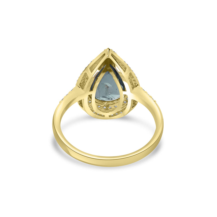 3.02 Cts Alexandrite and White Diamond Ring in 14K Yellow Gold