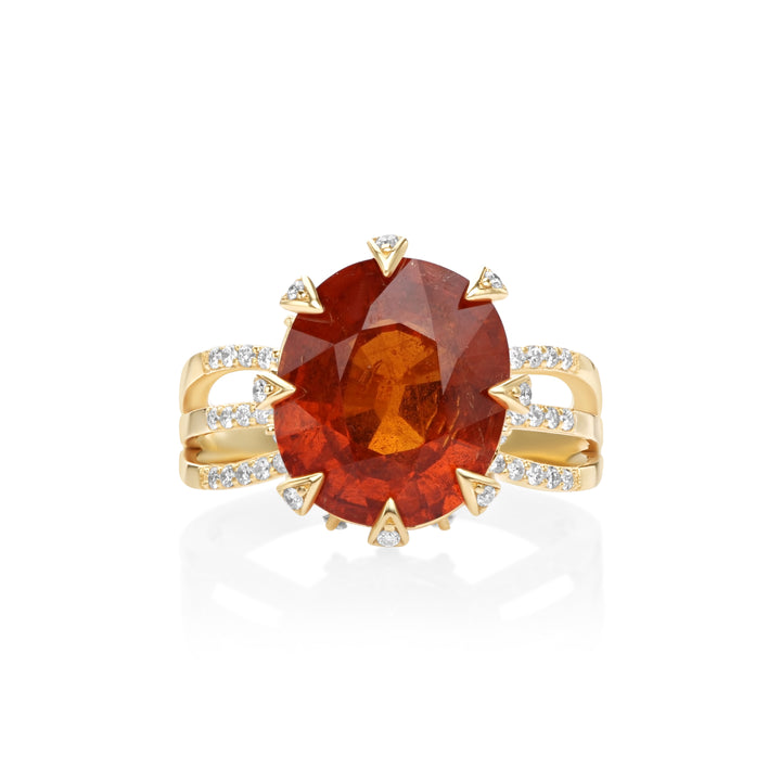 9.25 Cts Spessartite and White Diamond Ring in 18K Yellow Gold