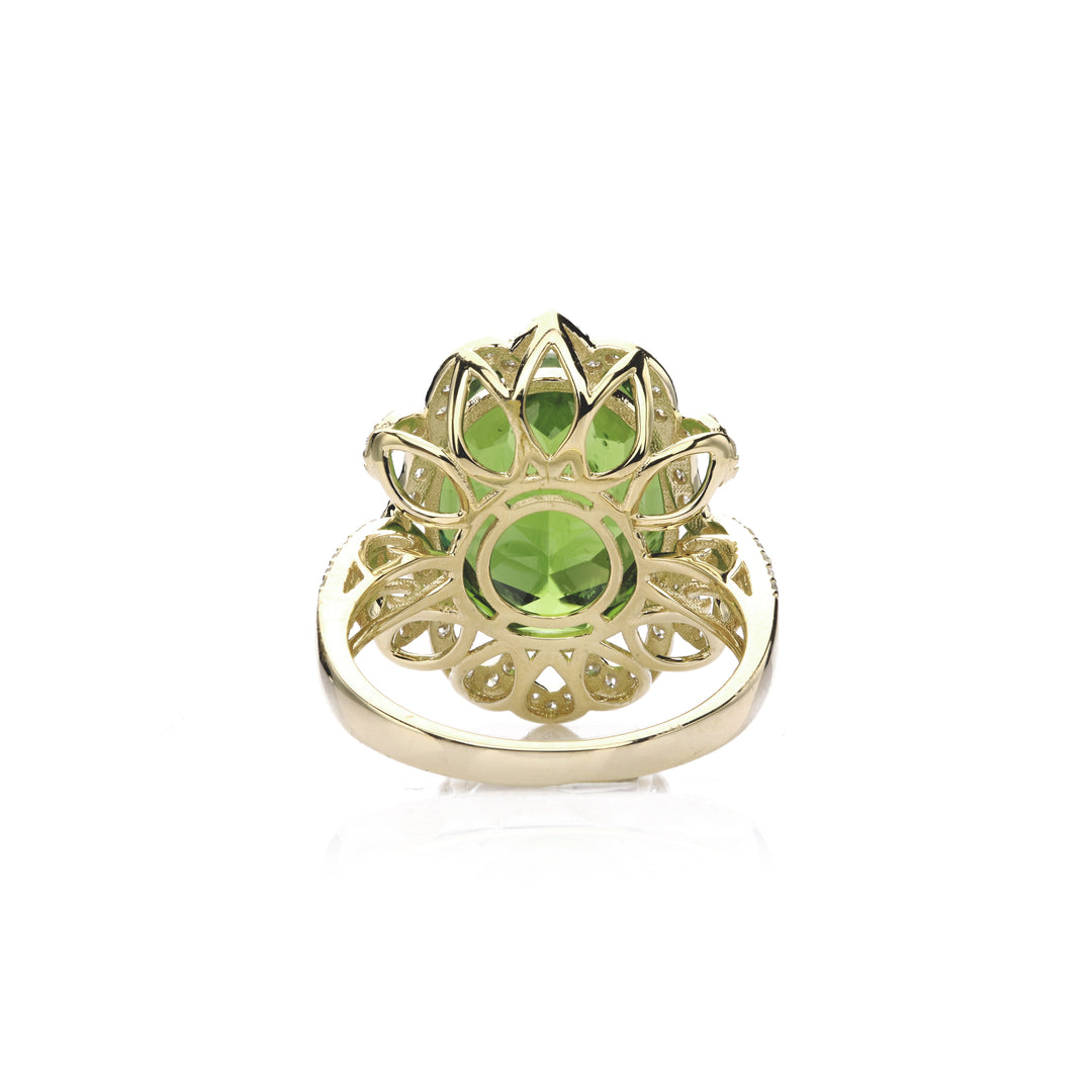 13.34 Cts Peridot and White Diamond Ring in 14K Yellow Gold