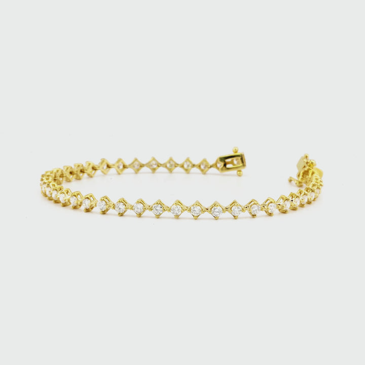 2.7 Cts Lab Grown White Diamond Bracelet in 14K Yellow Gold