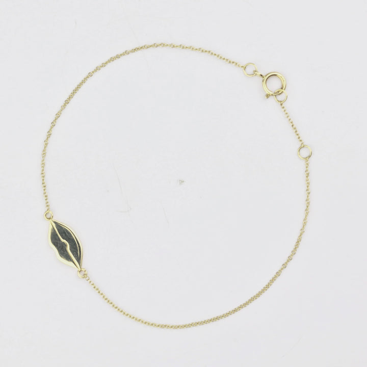 Kiss Charm Bracelet in 14K Yellow Gold