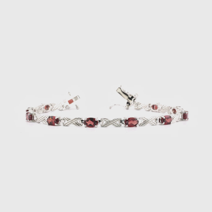 5.81 Cts Garnet Station Bracelet In 925 Sterling Silver