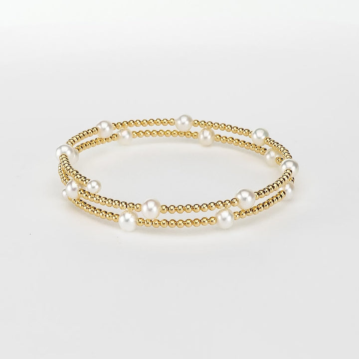 Graceful Elegance: Women's Real Pearl Beaded Bracelet in 18K Yellow Gold