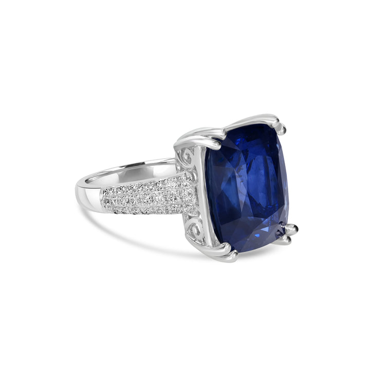14.07 Cts Blue Sapphire and White Diamond in 14K White Gold