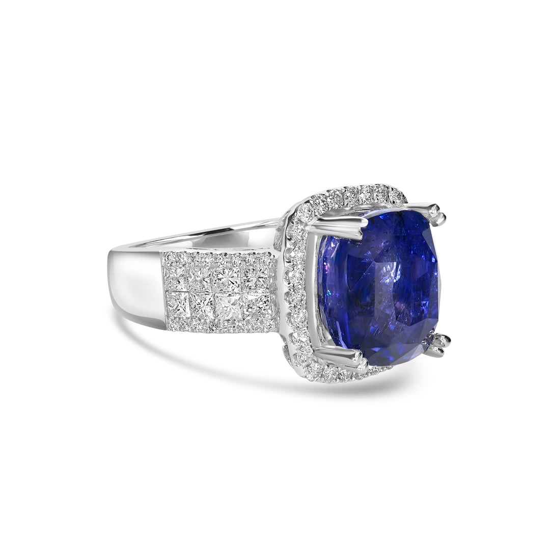 11.20 Cts Blue Sapphire and White Diamond Ring in 14K White Gold