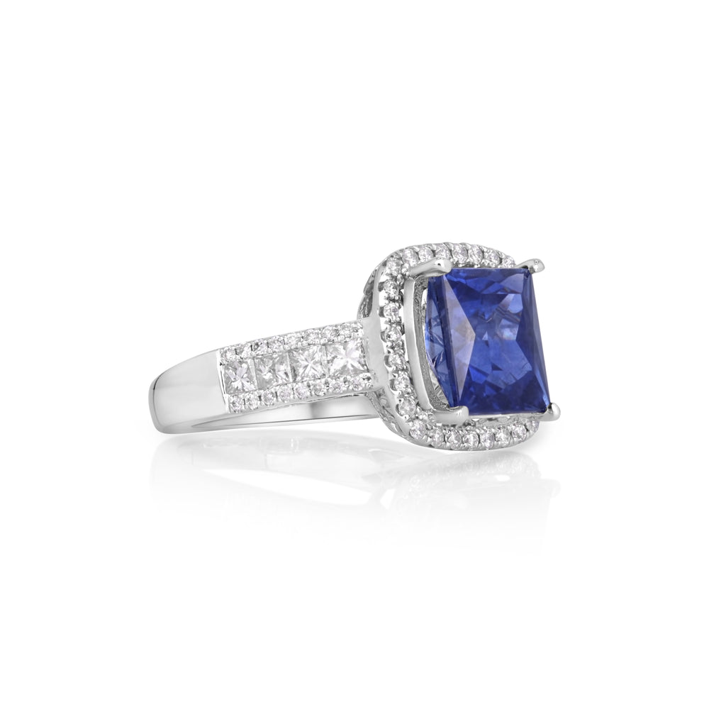 3.88 Cts Blue Sapphire and White Diamond Ring in 14K White Gold