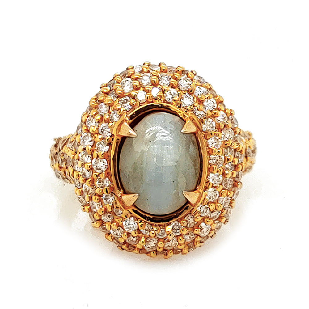 5.63 Cts Chrysoberyl and White Diamond Ring in 14K Yellow Gold