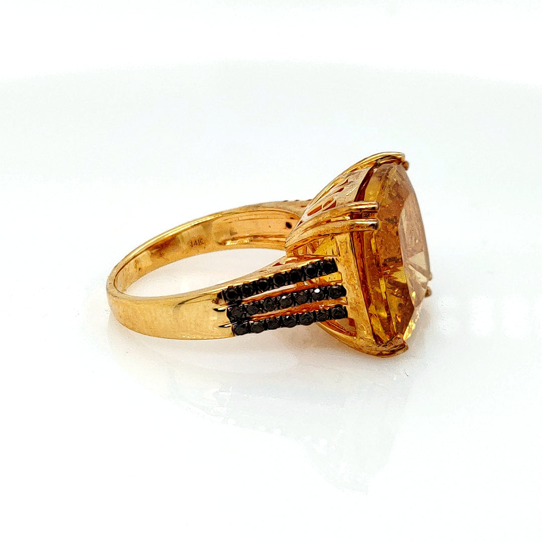 15.00 Cts Yellow Apatite and Black Diamond Ring in 14K 2-Tone