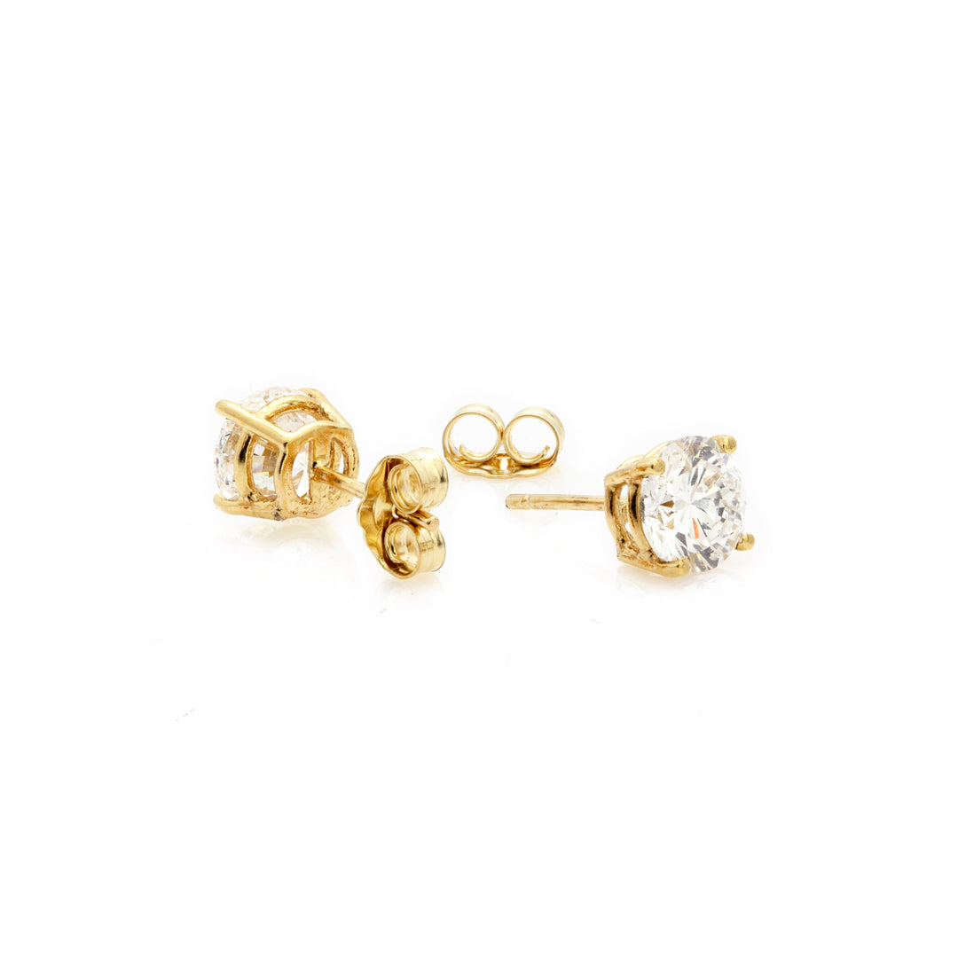 Lab Grown White Diamond Earring in 14K Yellow Gold