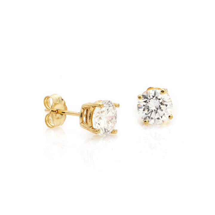 Lab Grown White Diamond Earring in 14K Yellow Gold