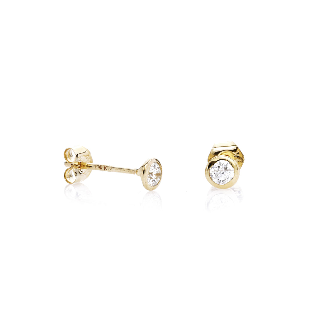 0.20 Cts White Diamond Stud Earring in 14K Gold