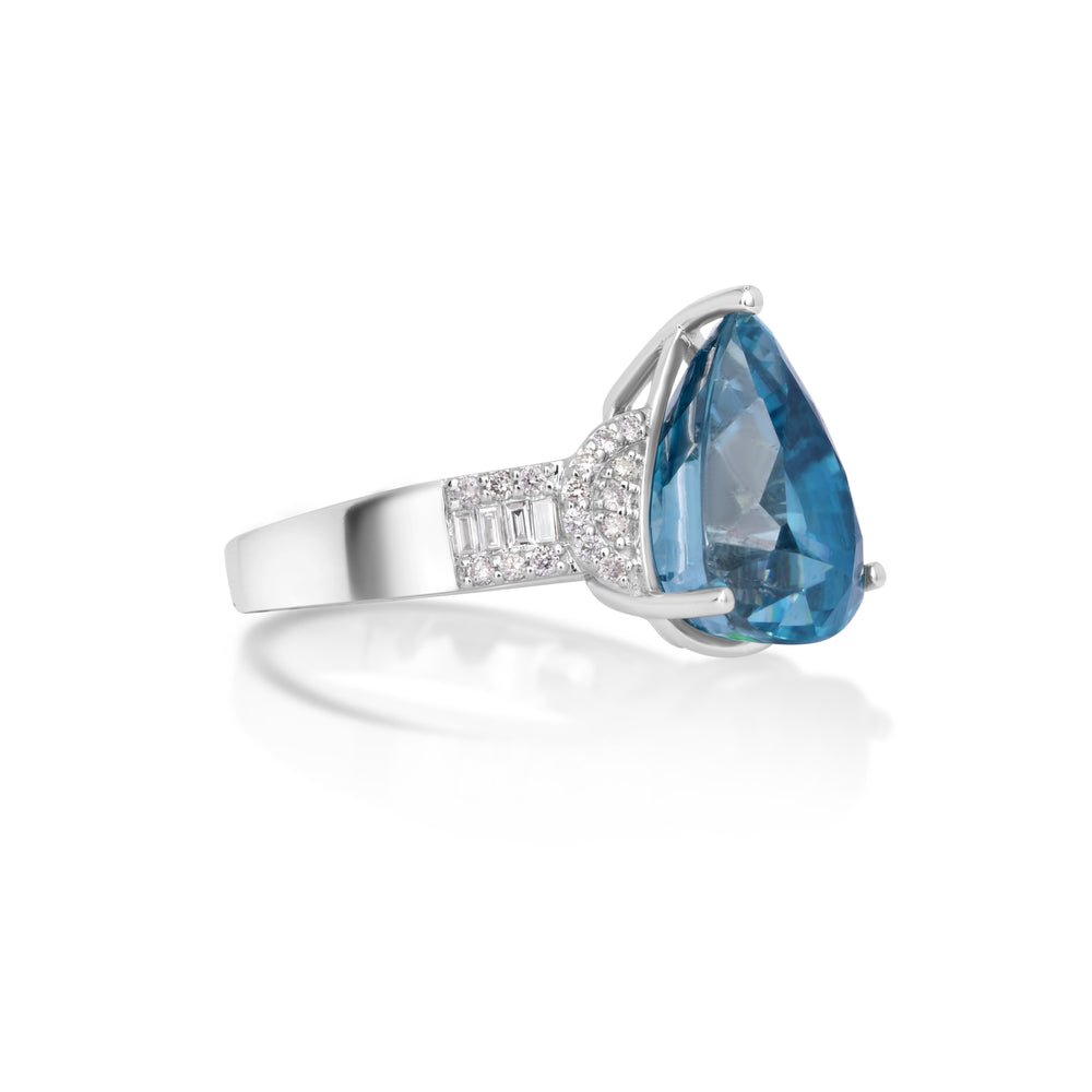 14.2 Cts Blue Zircon and White Diamond Ring in 14K White Gold
