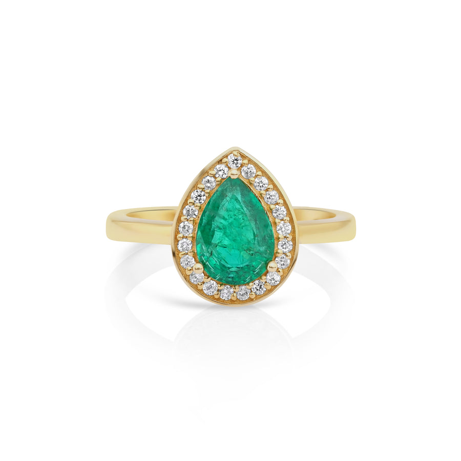 1.31 Cts Emerald and White Diamond Ring in 14K Yellow Gold