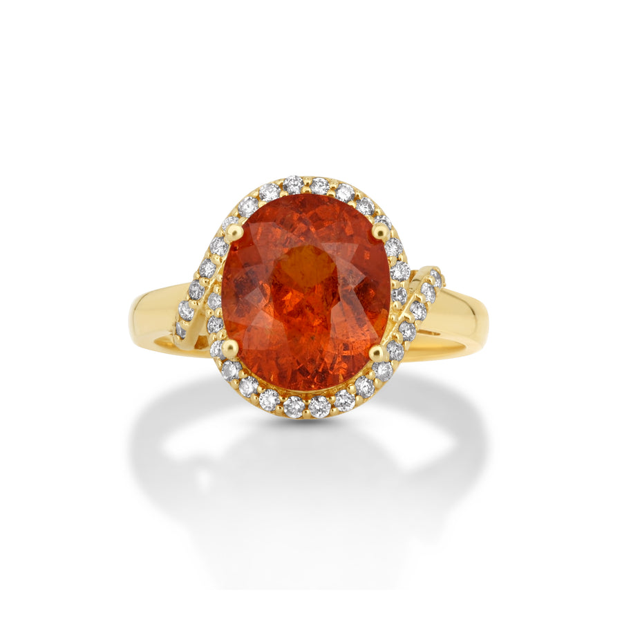 5.25 Cts Spessartite and White Diamond Ring in 14K Yellow Gold
