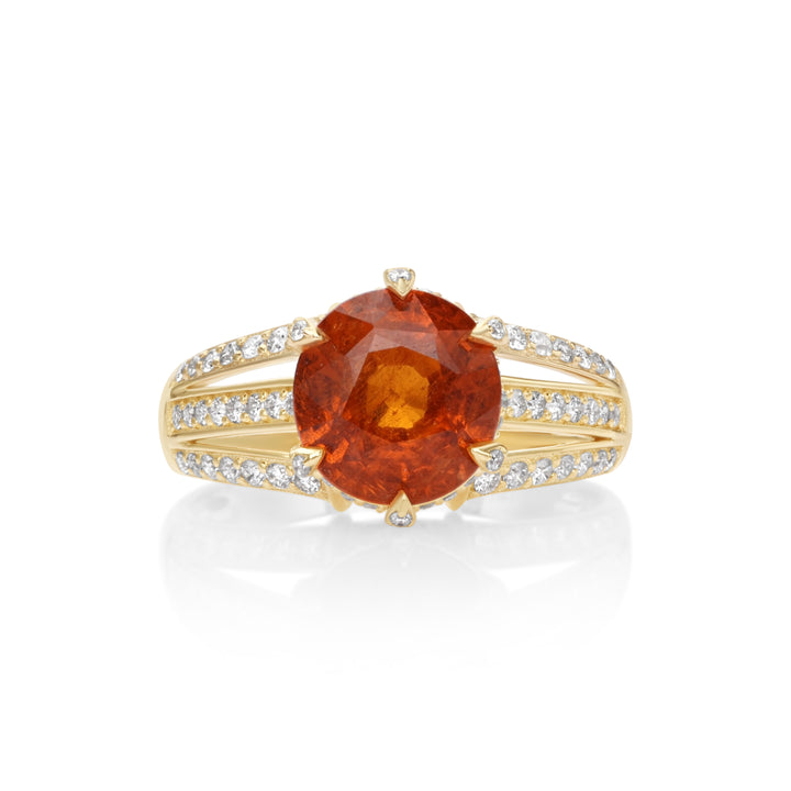 4.16 Cts Spessartite and White Diamond RIng in 14K Yellow Gold