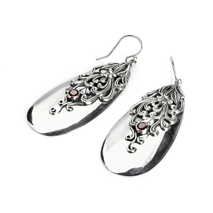 0.40 Cts Garnet Dangle Earring in Oxidized 925 Silver