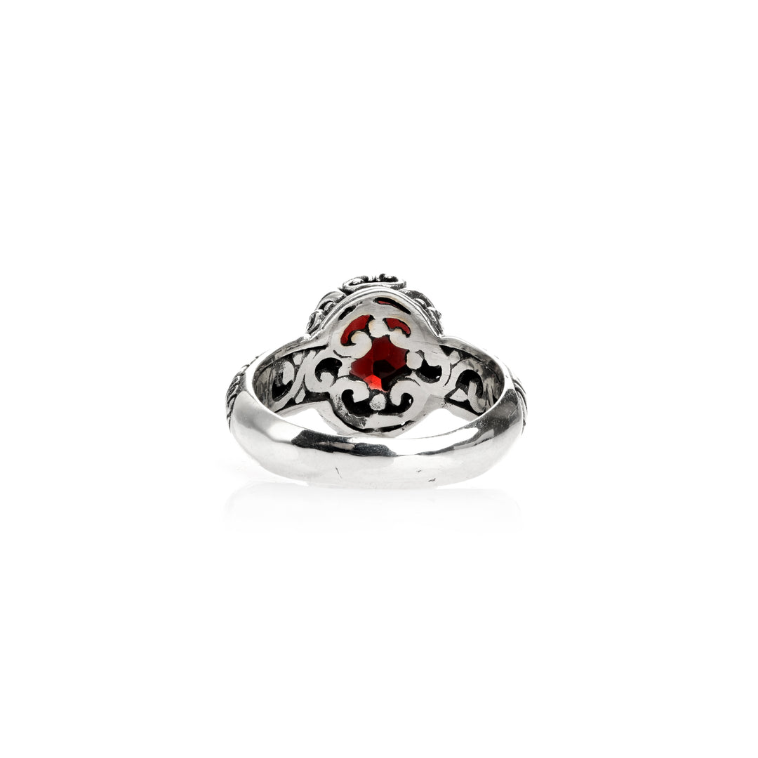 1.00 Cts Garnet Solitaire Ring in Oxidized 925 Silver