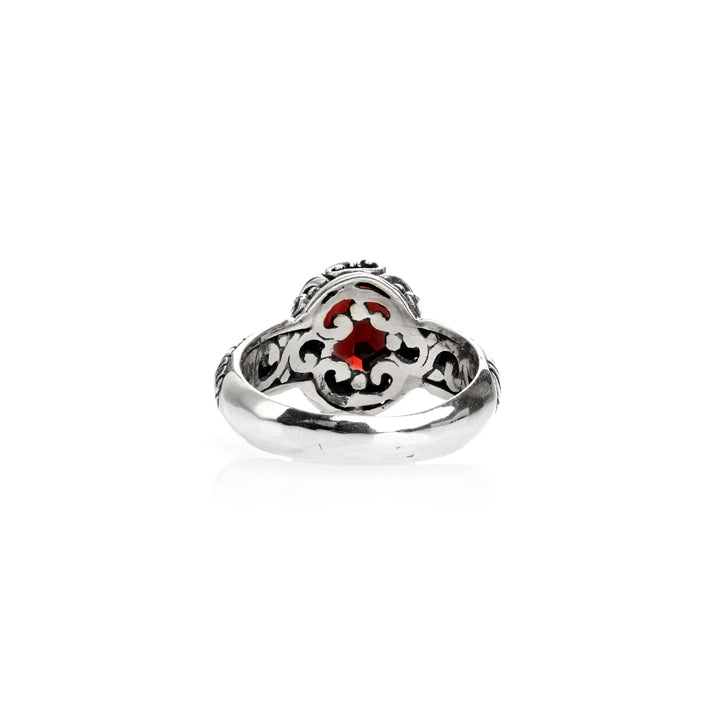 1.00 Cts Garnet Solitaire Ring in Oxidized 925 Silver