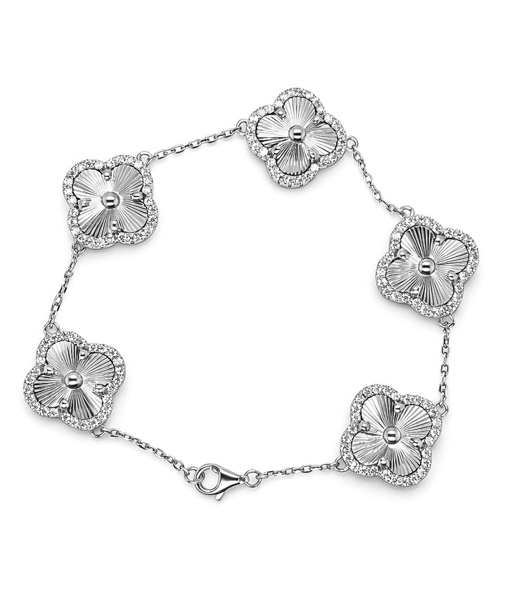 0.33 DEW Moissanite Clover Bracelet in 925 Platinum Plated