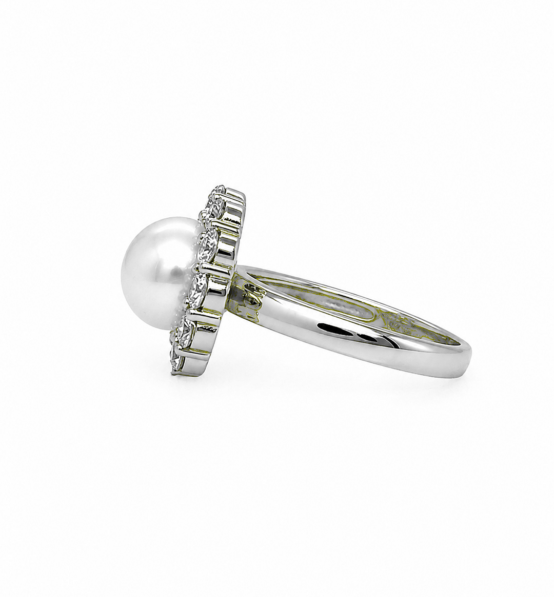 4.31 Cts Pearl and Moissanite Ring in 925 Platinum Plated