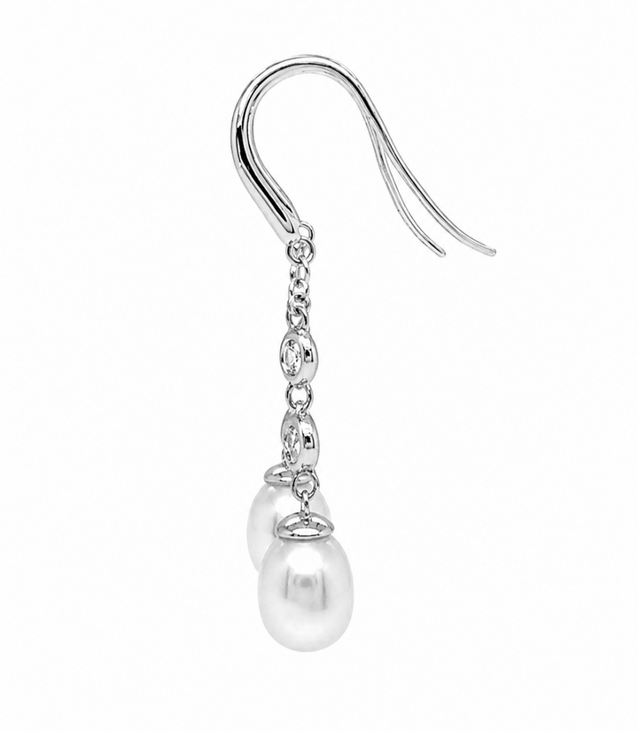 6.81 Cts Pearl and Moissanite Earring in 925 Platinum Plated