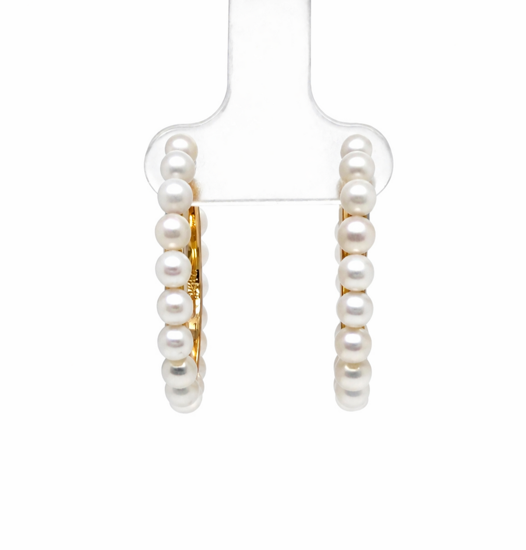 9.34 Cts Pearl Earring in 925 Yellow Gold Plated