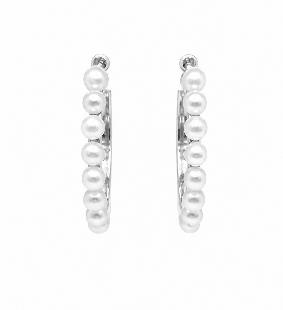 9.34 Cts Pearl Earring in 925 Platinum Plated