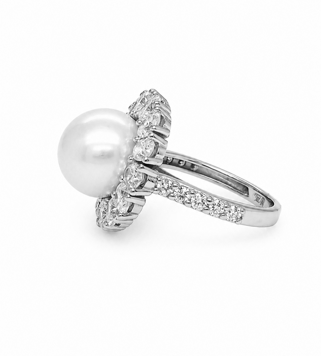 8.43 Cts Pearl and Moissanite Ring in 925 Platinum Plated