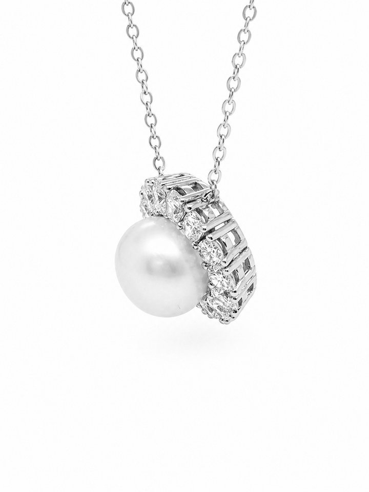 9.61 Cts Pearl and Moissanite Necklace in 925 Platinum Plated