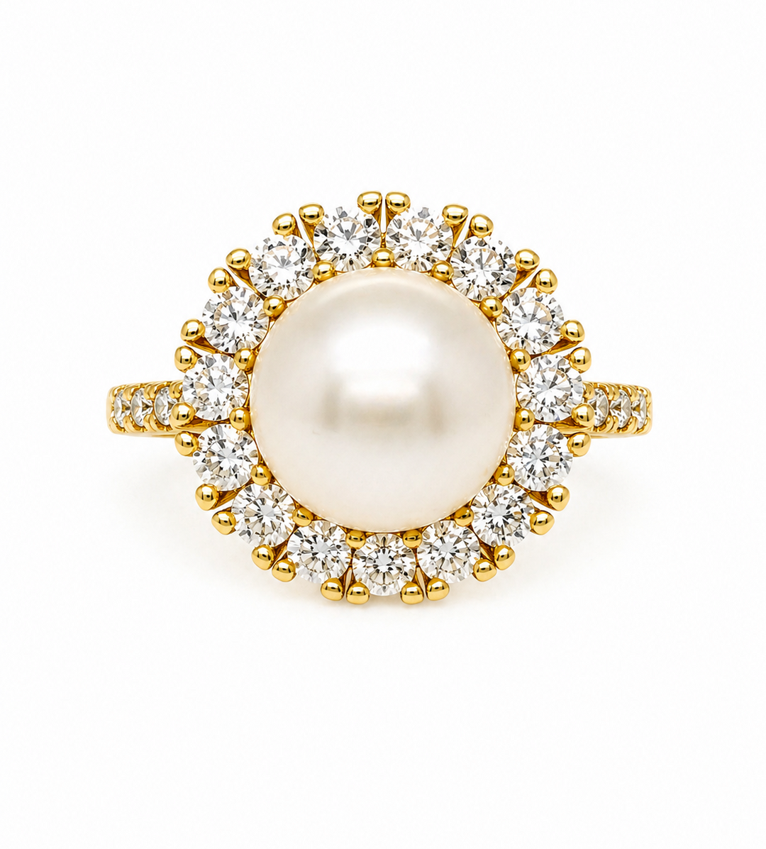 8.75 Cts Pearl and Moissanite Ring in 925 Yellow Gold Plated