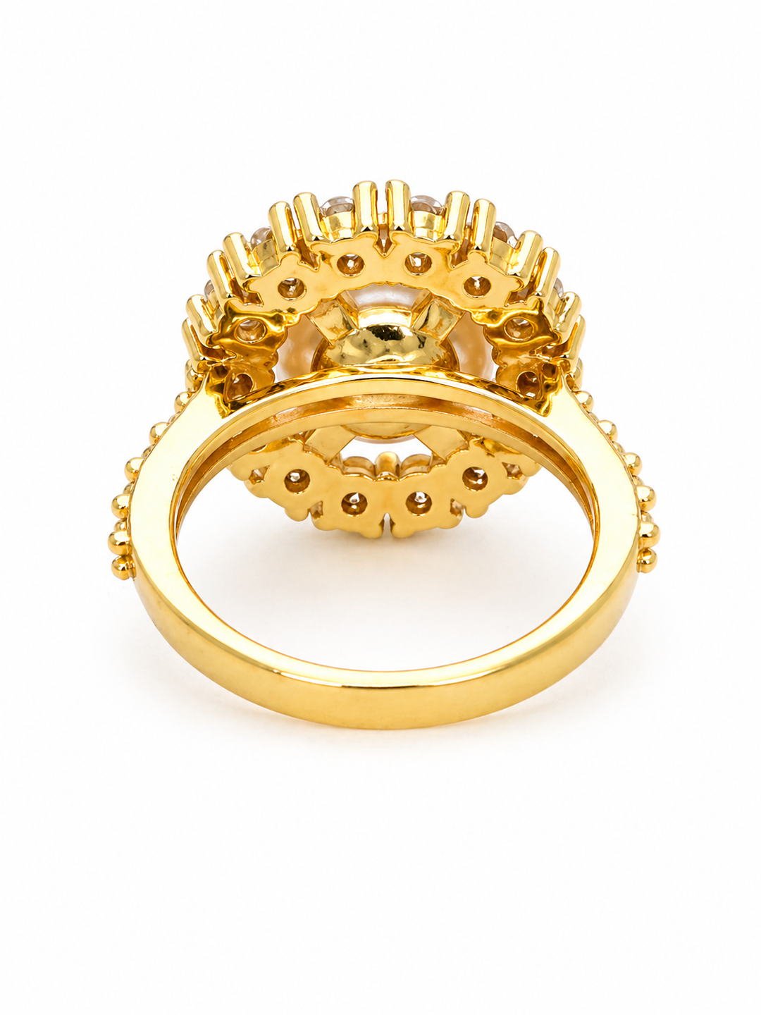 8.75 Cts Pearl and Moissanite Ring in 925 Yellow Gold Plated