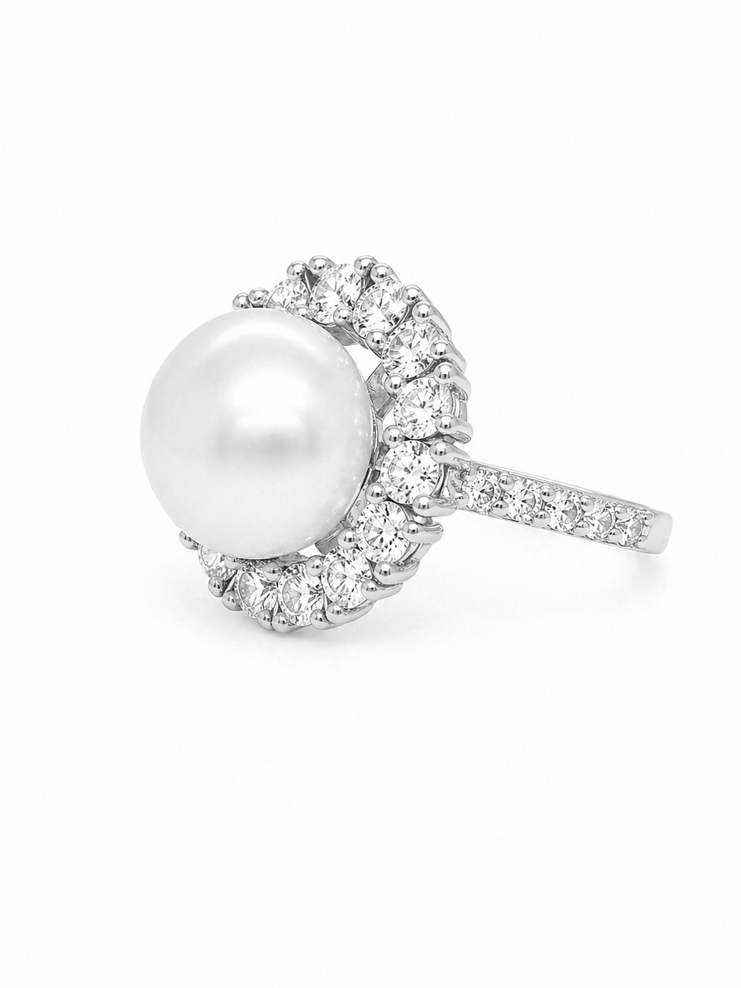 8.75 Cts Pearl and Moissanite Ring in 925 Platinum Plated
