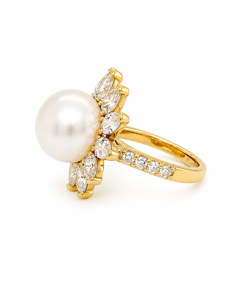 9.00 Cts Pearl and Moissanite Ring in 925 Yellow Gold Plated