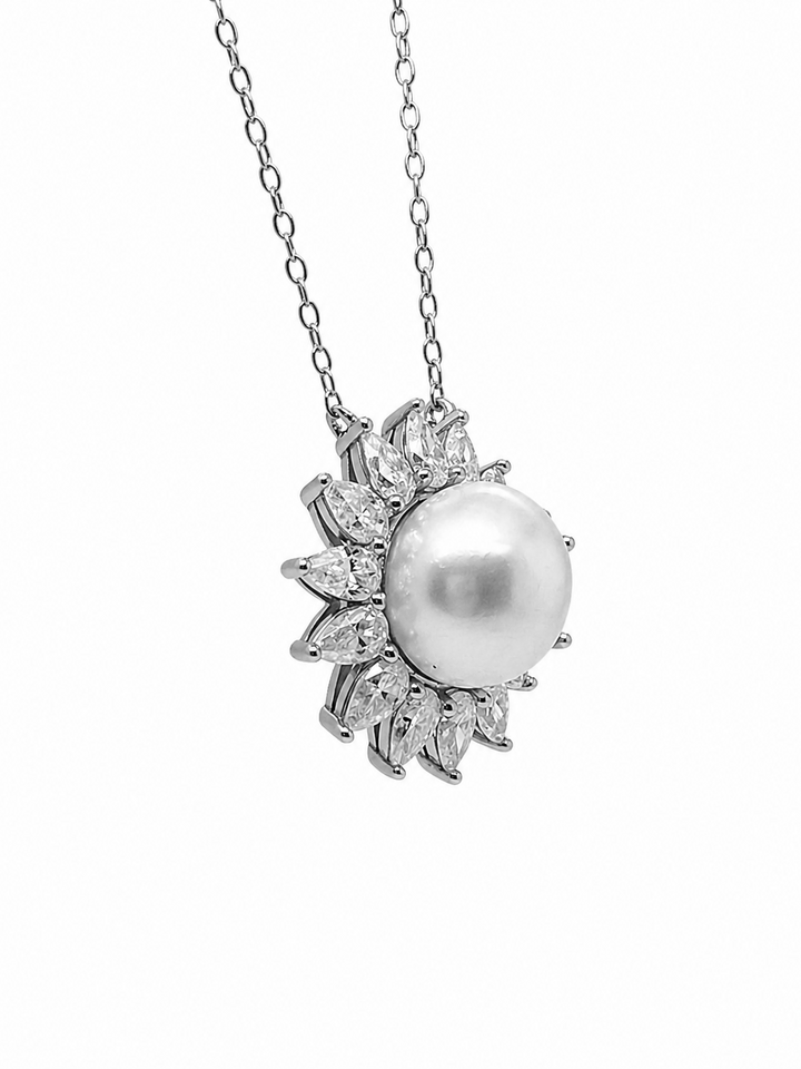 8.71 Cts Pearl and Moissanite Necklace in 925 Platinum Plated
