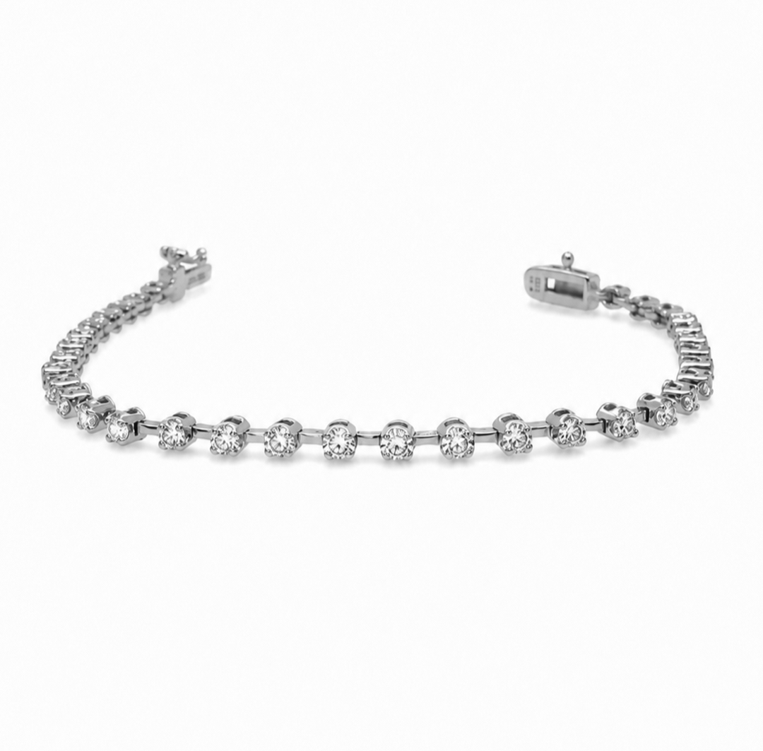 1.04 DEW Moissanite Bracelet in 925 Platinum Plated