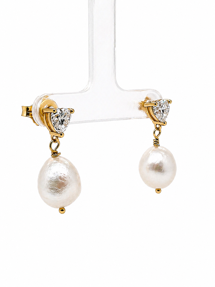 18.05 Cts Pearl and Moissanite Earring in 925 Yellow Gold Plated