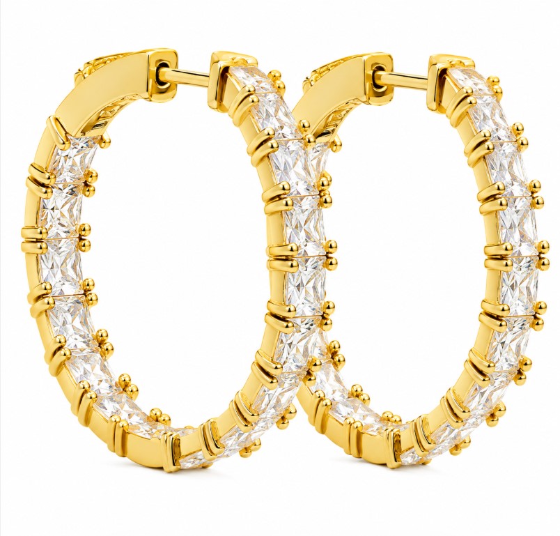 20.25 Ctw White Zircon Hoop Earring in Brass Yellow Gold