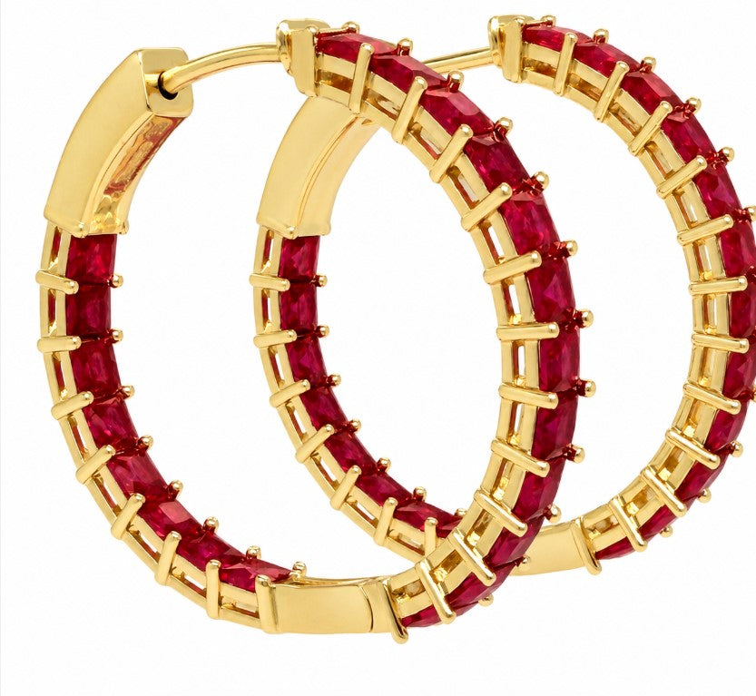 6.25 Ctw Red Zircon Hoop Earring in Brass Yellow Gold