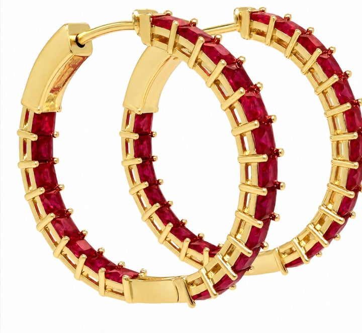 6.25 Ctw Red Zircon Hoop Earring in Brass Yellow Gold