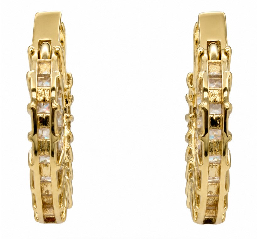 2.93 Ctw White Zircon Hoop Earring in Brass Yellow Gold