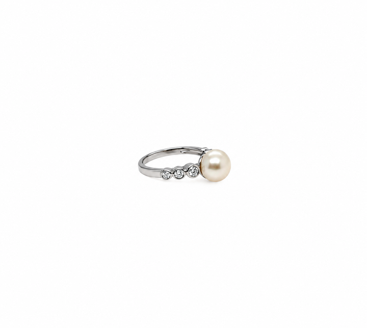 Pearl and  0.31 Ctw Lab Grown Diamond Ring in 925 Platinum Plated