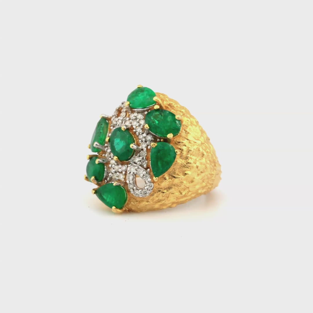 4.85 Cts Emerald and White Diamond Ring in 14K Two Tone