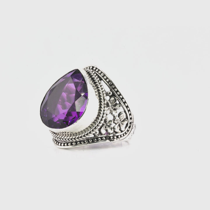 4.00 Cts Amethyst Statement Ring in Oxidized 925 Silver