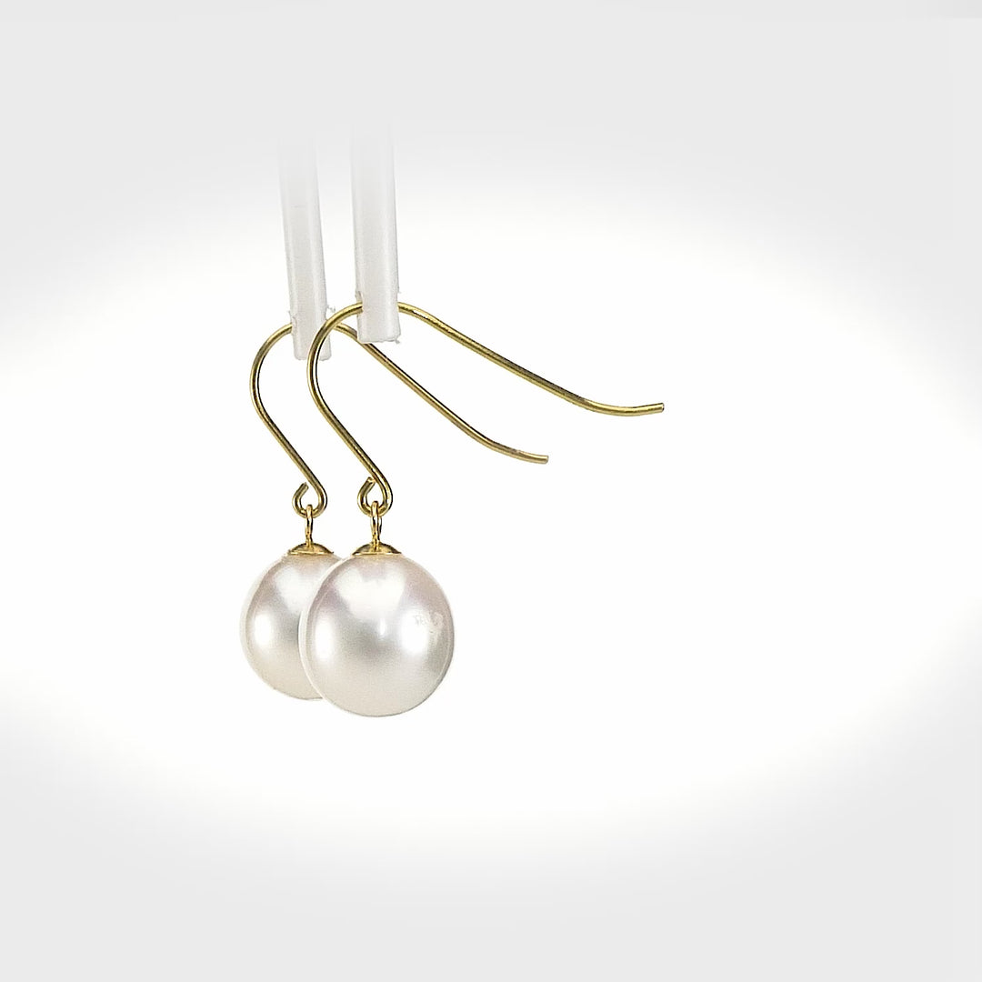 Golden Oasis - Classic Bridal Drop Pearl Earrings in 18K Yellow Gold Hooks