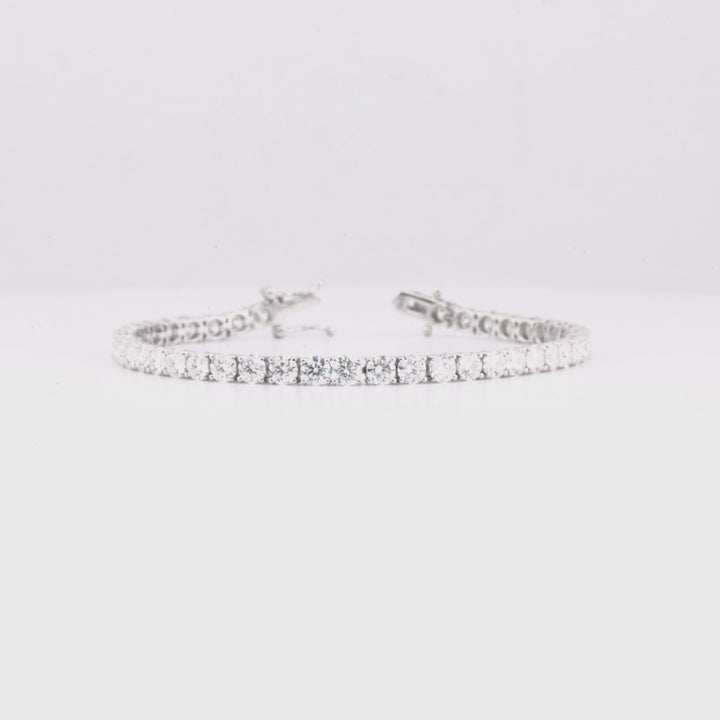 Lab-Grown Diamond Tennis Bracelet in 14K White Gold