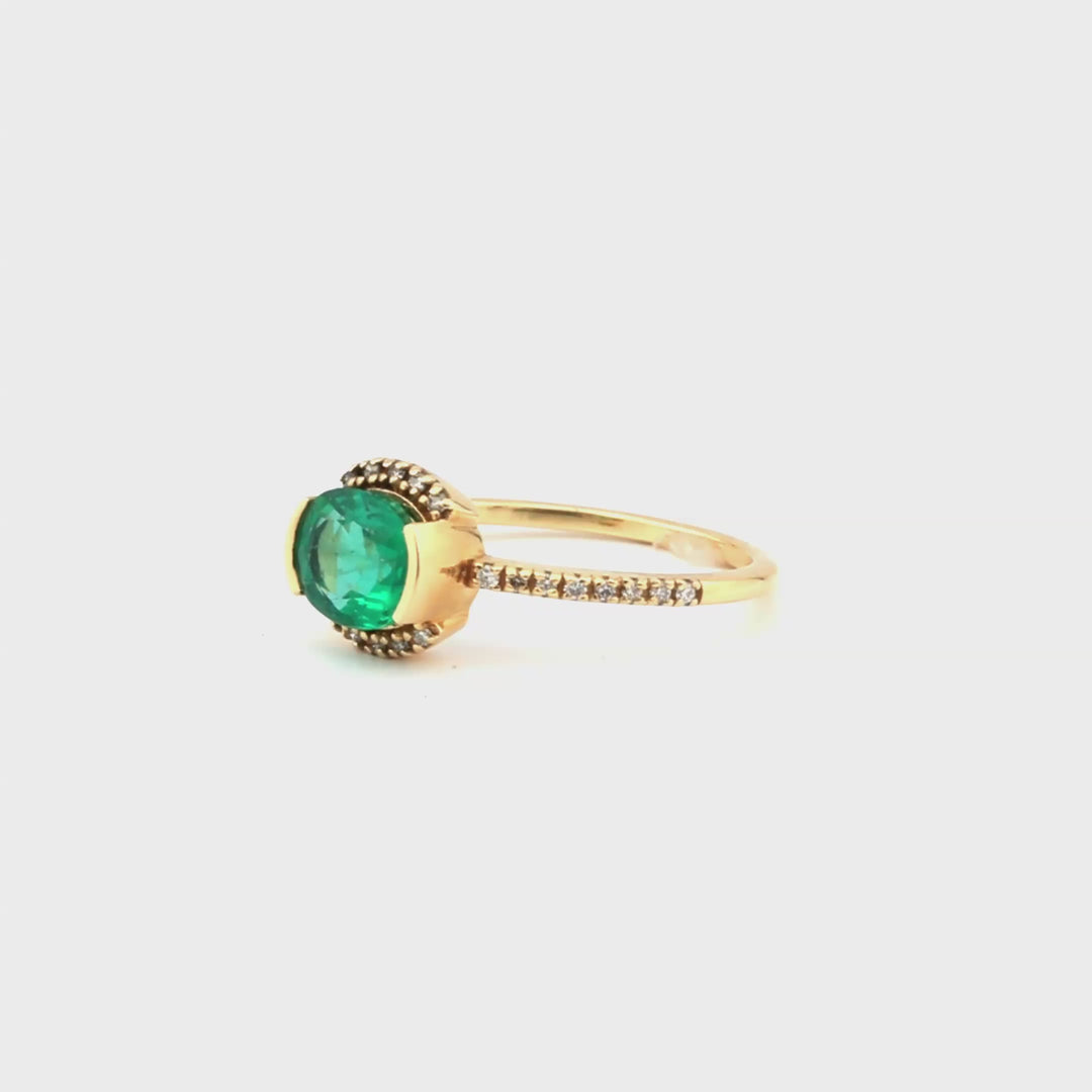 1.1 Cts Emerald and White Diamond Ring in 14K Yellow Gold