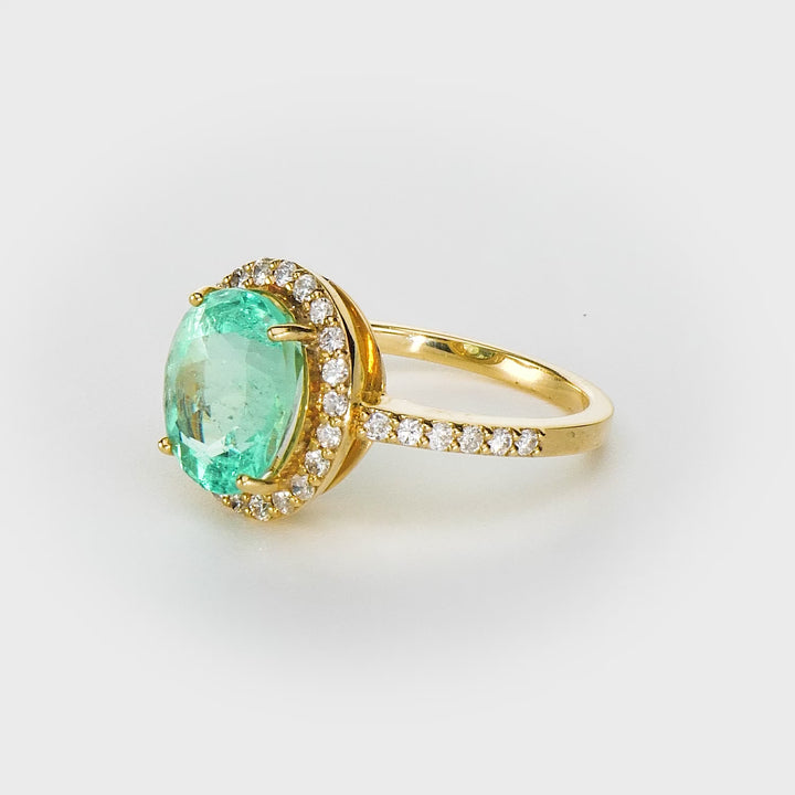4.35 Cts Colombian Emerald and White Diamond Ring in 14K Yellow Gold