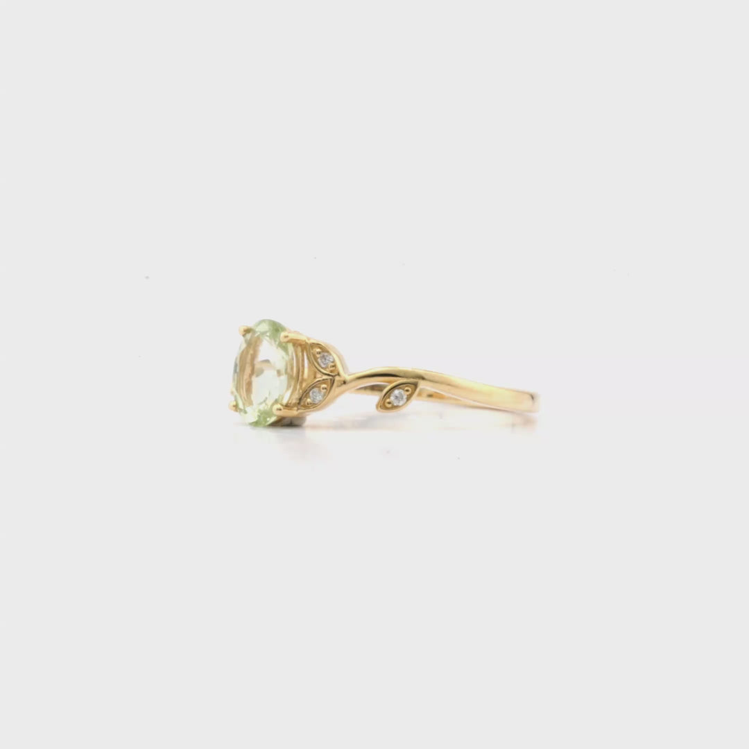 0.85 Cts UV Mint Garnet and White Diamond Ring in 14K Yellow Gold